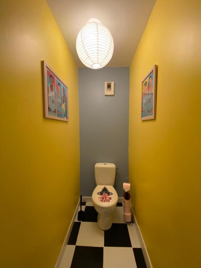 Capsule Miami Vice - Jacuzzi - Billard - Ecran Cinema & Netflix - Ping-Pong - Nintendo & Jeux- ليفين المظهر الخارجي الصورة