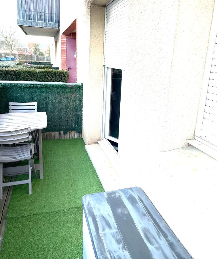 Capsule Miami Vice - Jacuzzi - Billard - Ecran Cinema & Netflix - Ping-Pong - Nintendo & Jeux- ليفين المظهر الخارجي الصورة