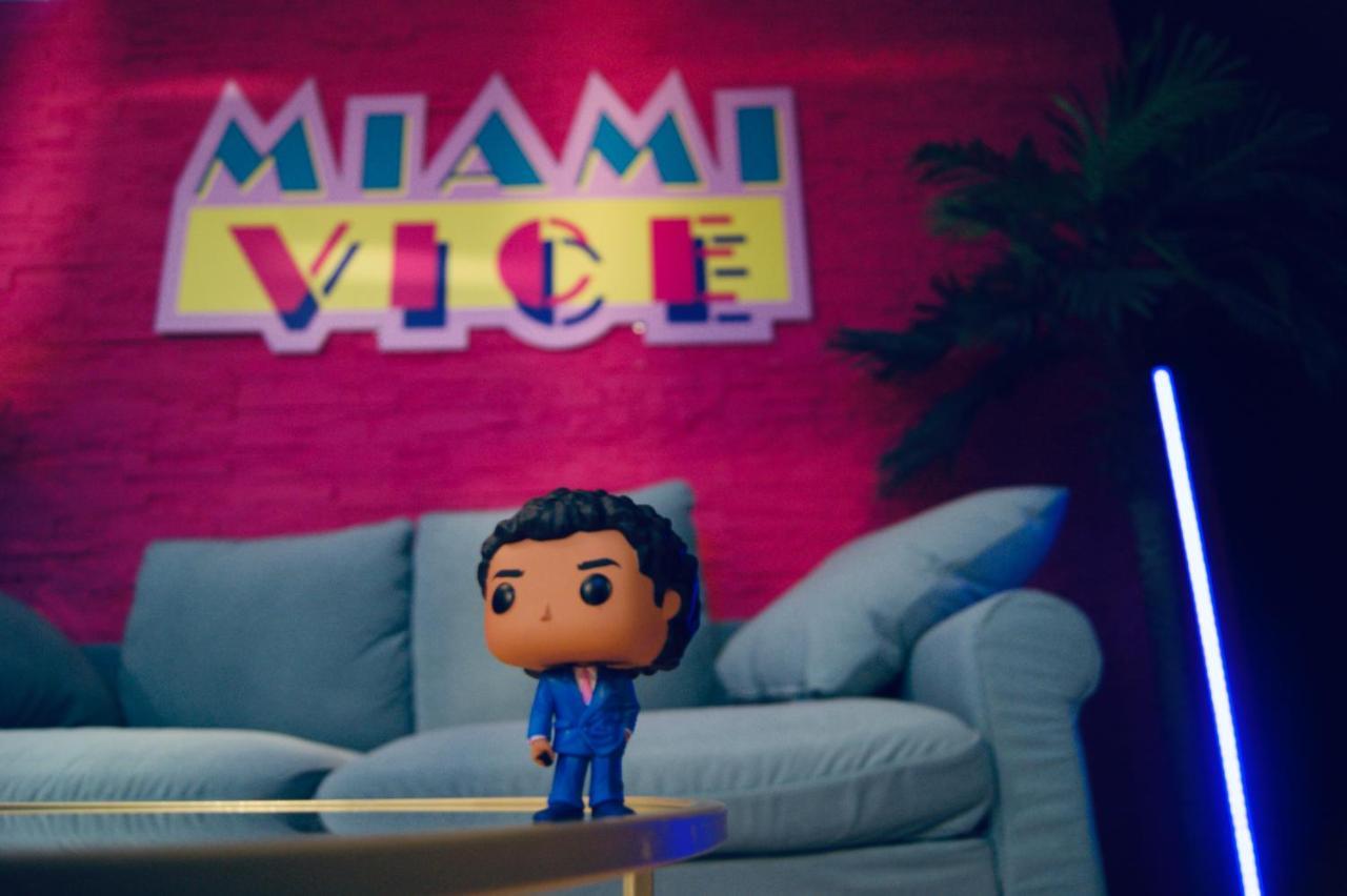 Capsule Miami Vice - Jacuzzi - Billard - Ecran Cinema & Netflix - Ping-Pong - Nintendo & Jeux- ليفين المظهر الخارجي الصورة